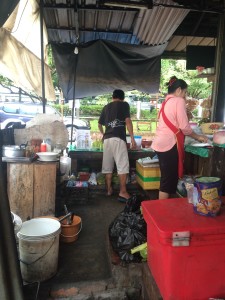 Blick in die Küche von unserem Straßenstand "Favourit", Luang Prabang